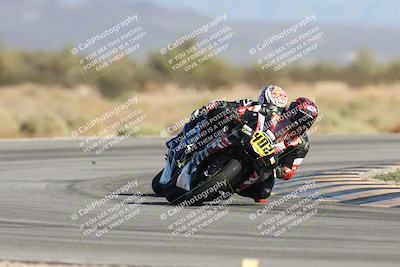 media/Oct-04-2025-CVMA (Sat) [[408bcdd6e4]]/Race 13-Amateur Supersport Open/